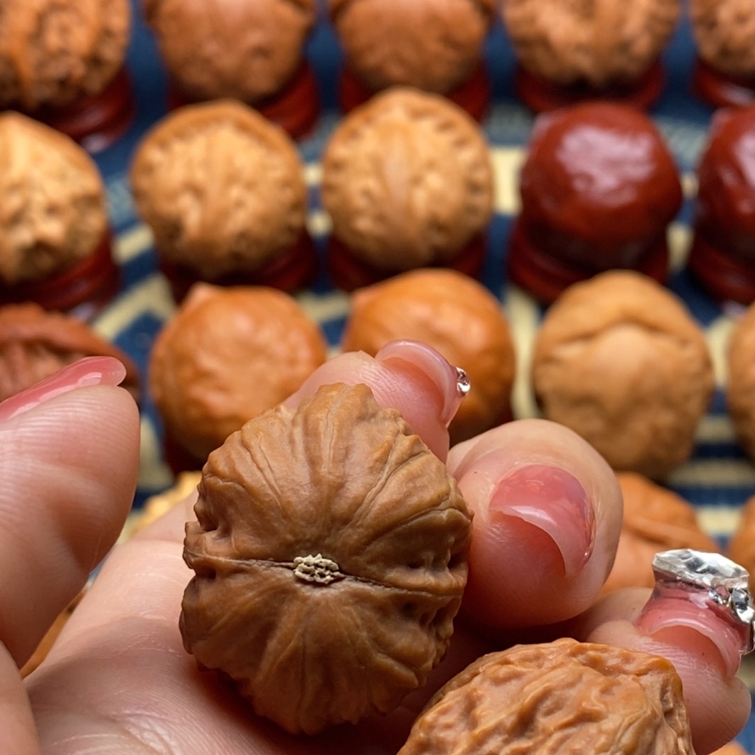 文玩核桃把件绫*精品小手捻