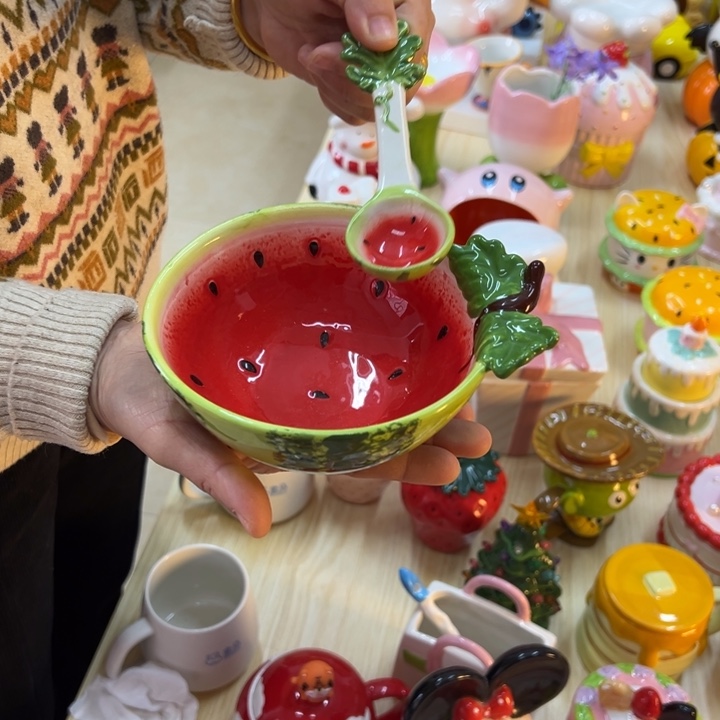 摆件陶瓷等行业的产品出口到