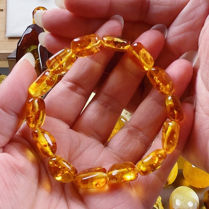 华***身琥珀未镶嵌裸石手串