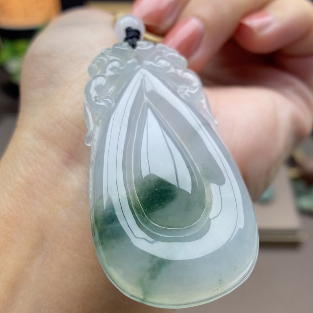 翡翠未镶嵌颈饰吊坠53