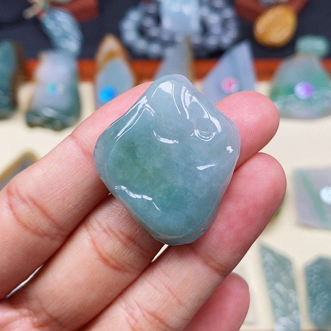 颈饰未镶嵌翡翠翡翠