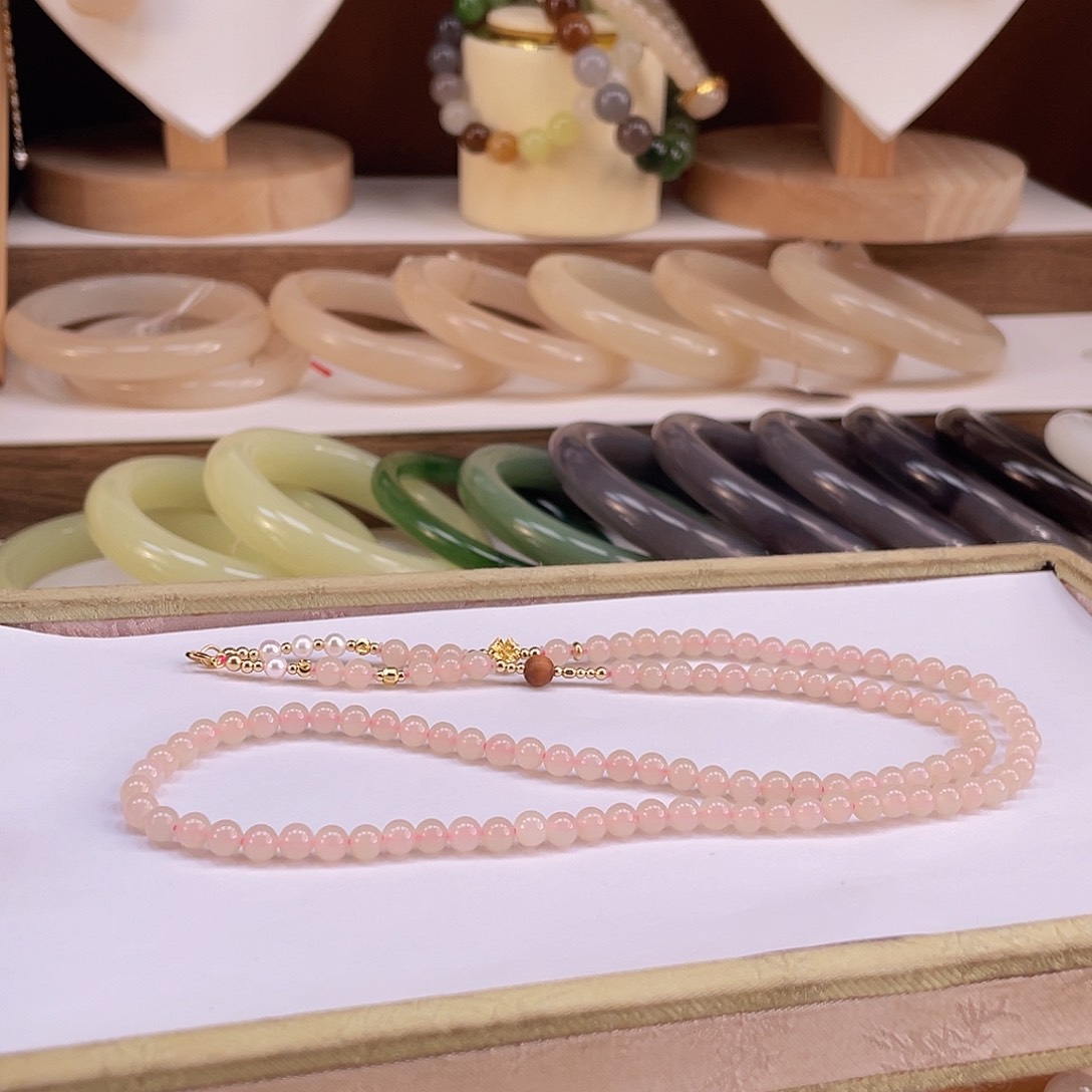 和田玉项链未镶嵌