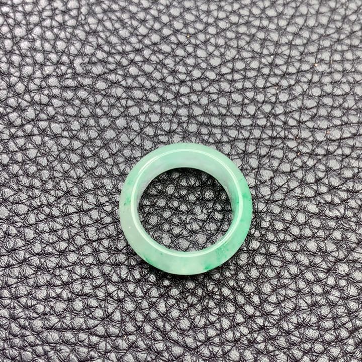 石英质玉戒指未镶嵌
