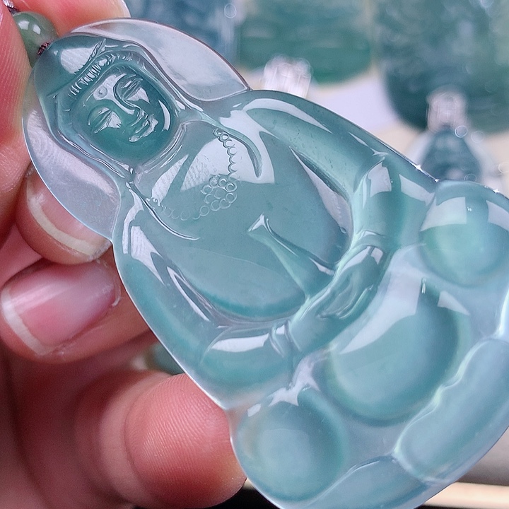 【闪购商品】翡翠颈饰未镶嵌天然翡翠