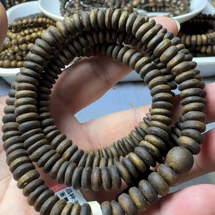 沉香手串◆*林张勺子手串29克
