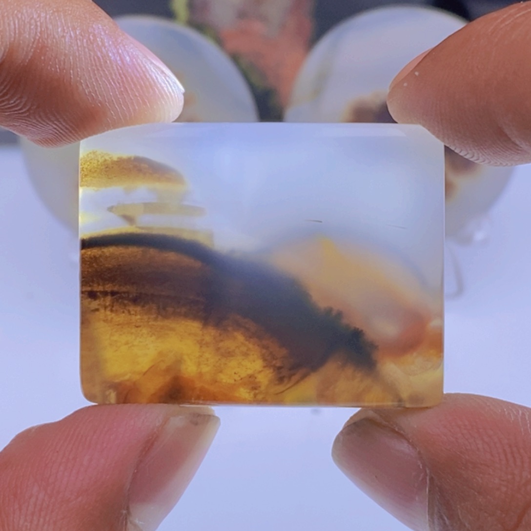 玛瑙/玉髓颈饰未镶嵌