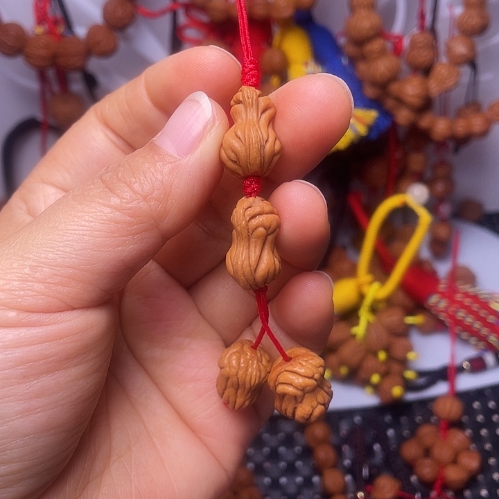 桃核吊坠龙纹桃枭