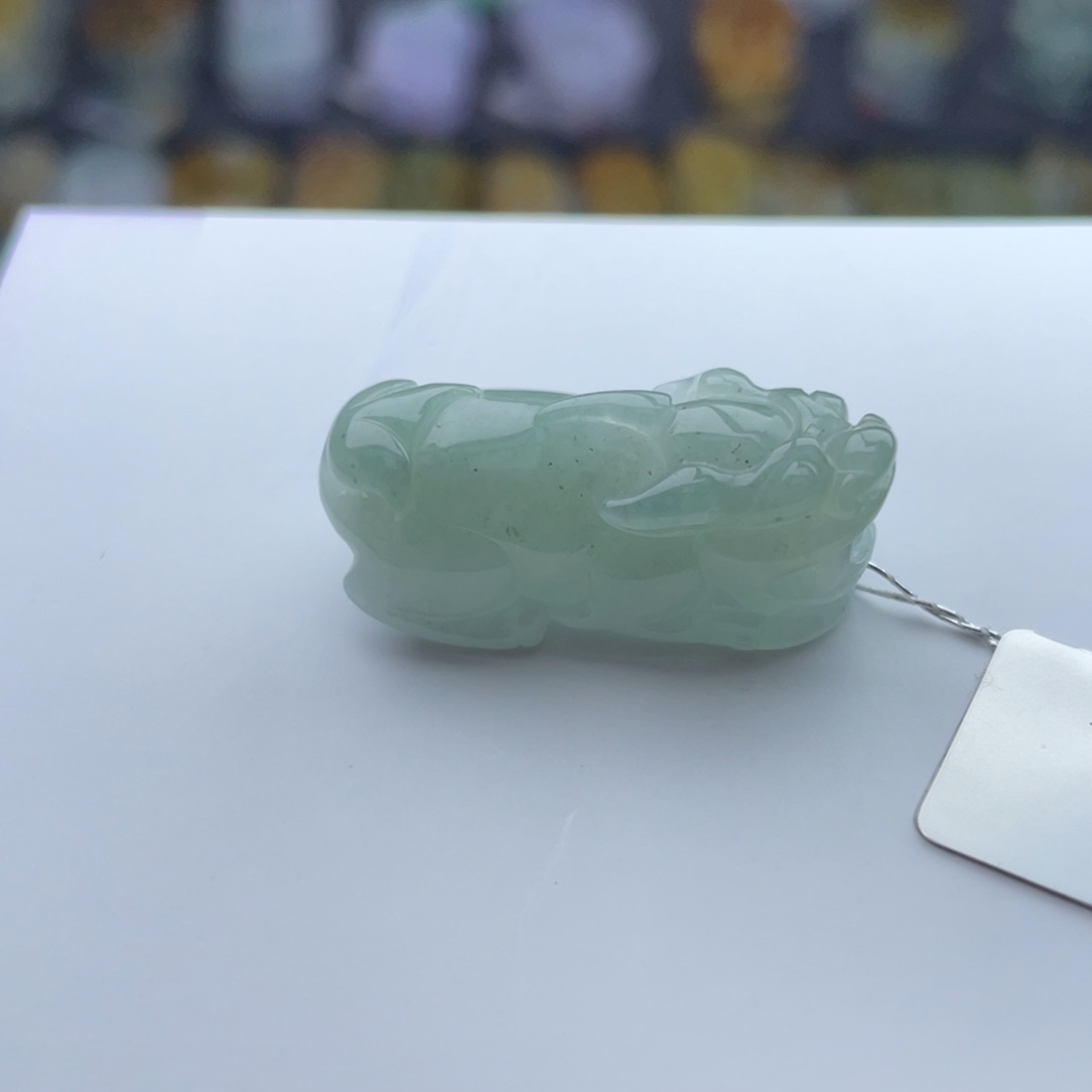 翡翠颈饰未镶嵌貔貅