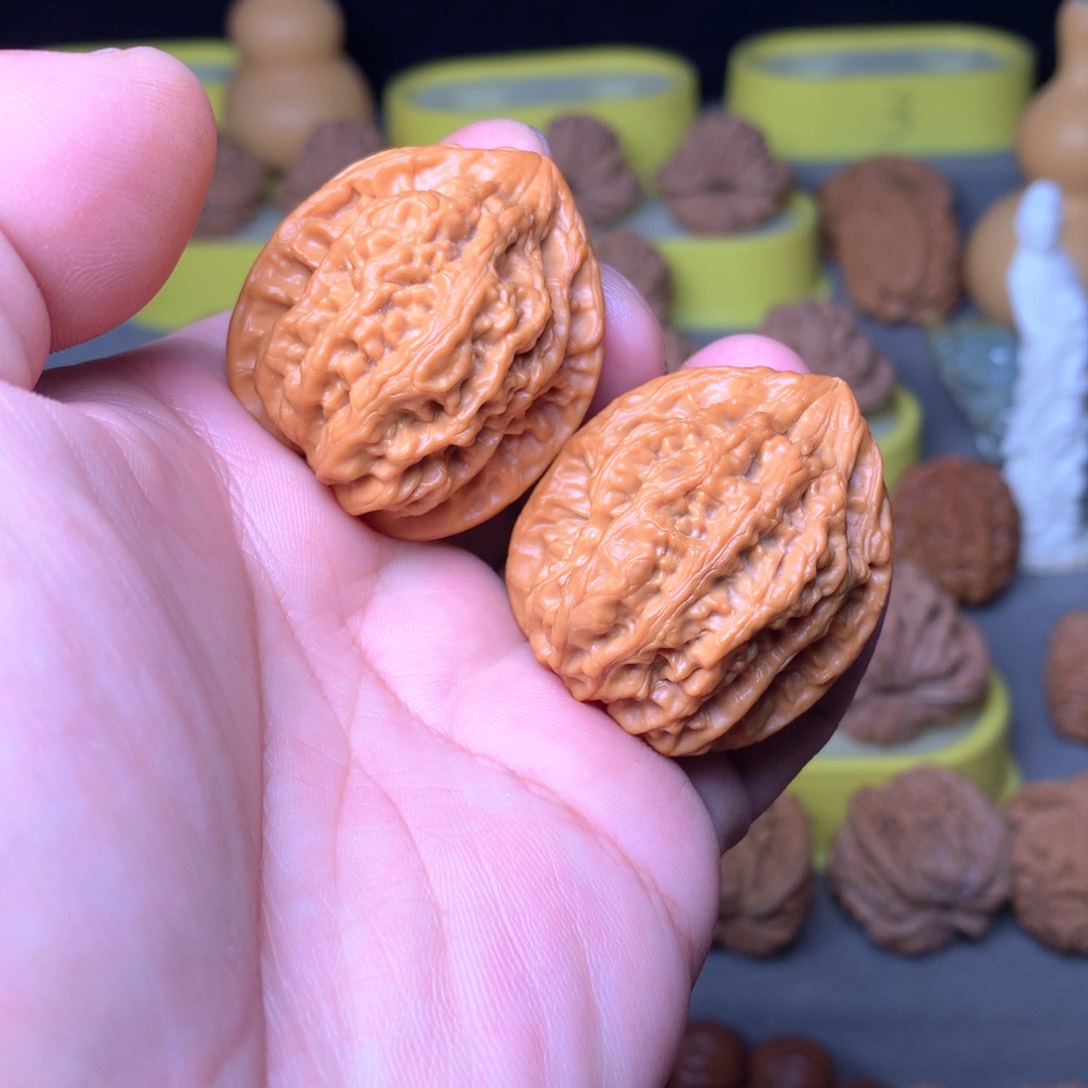 文玩核桃吊坠野生无名