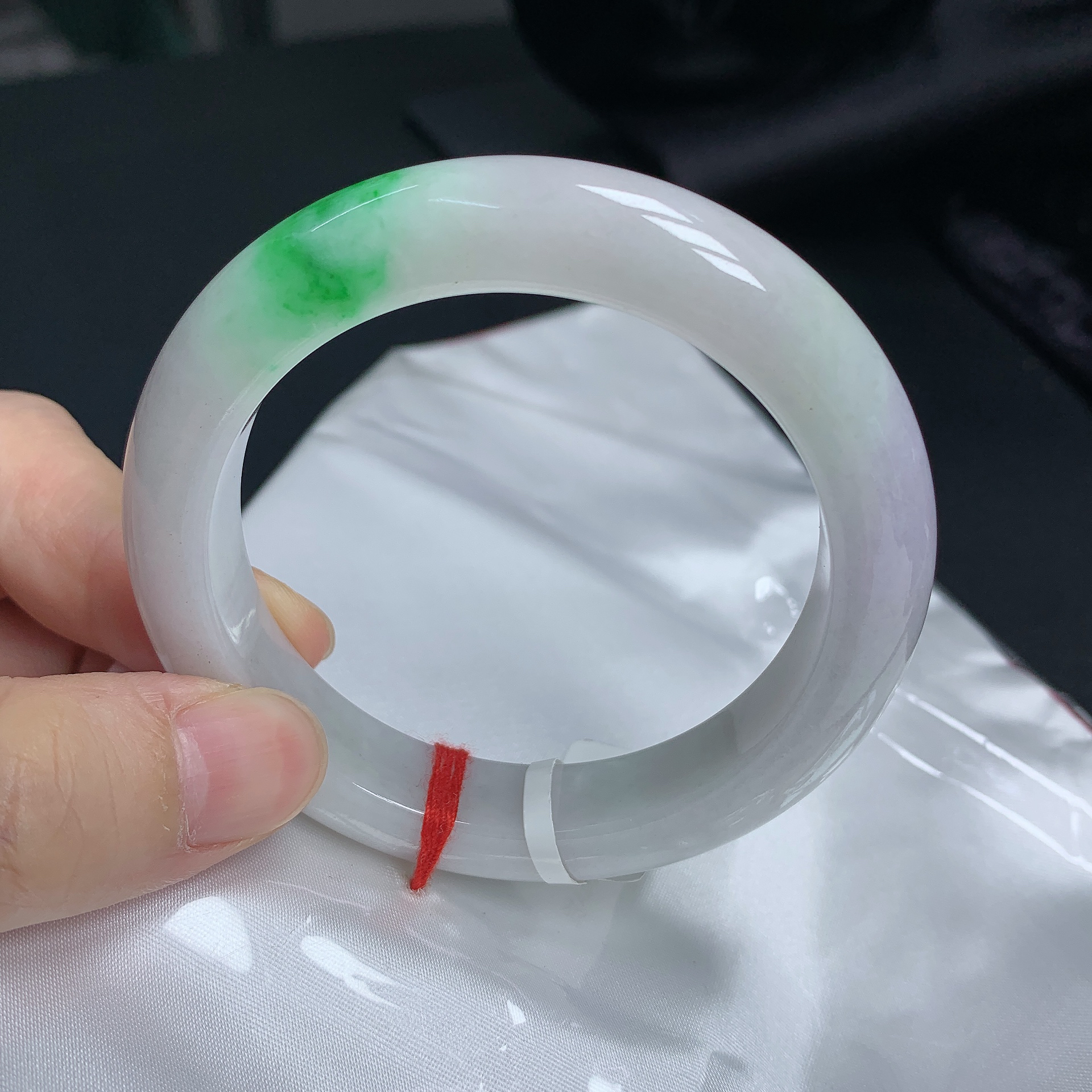 56正圈阳绿缅甸天然翡翠A货手镯少女时尚百搭平安妈妈玉镯有微纹