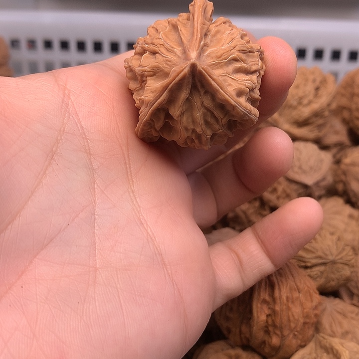 静***朗文玩核桃吊坠文玩核桃