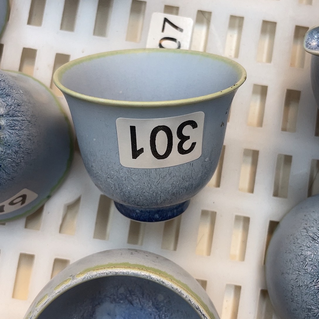 301。            
