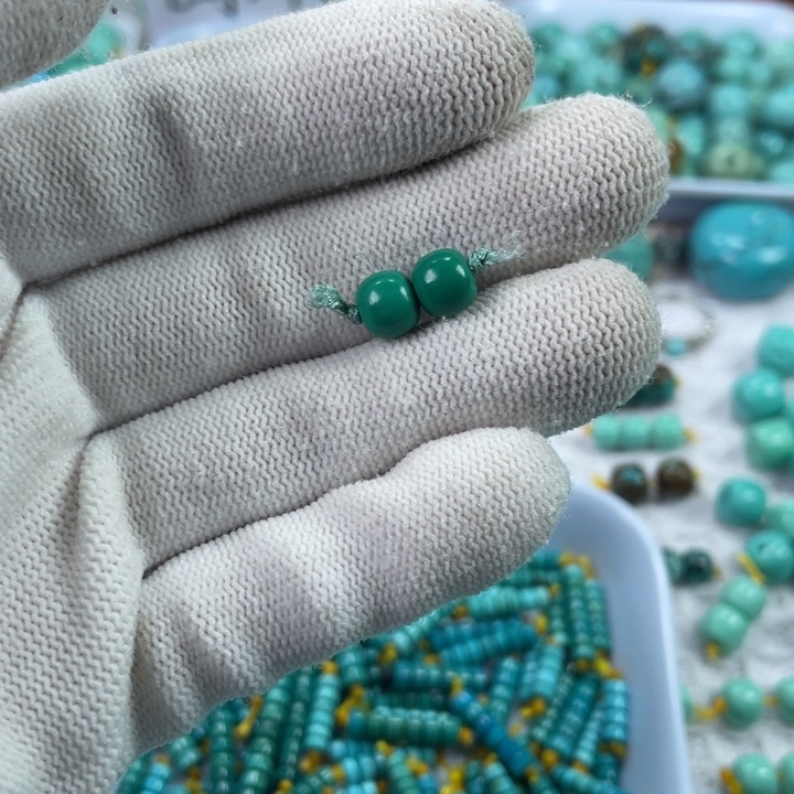 南红玛瑙未镶嵌手链