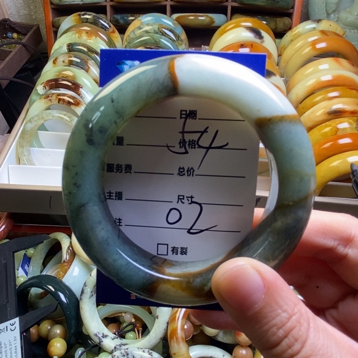 蛇纹石玉手镯未镶嵌大*子