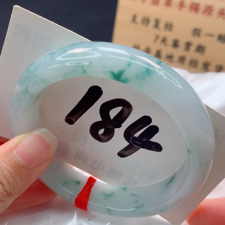 翡翠手镯未镶嵌高货微瑕
