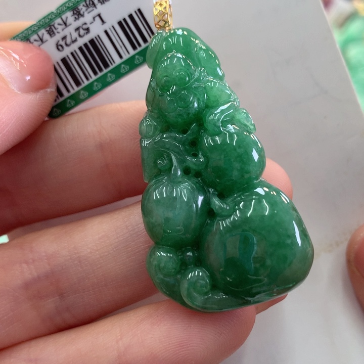 翡翠吊坠(不含链)18K金镶嵌