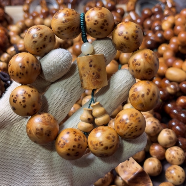 柏木手串/手链ە****太行留疤料味道好