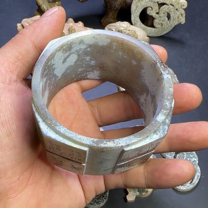 和田玉挂件未镶嵌Z**E