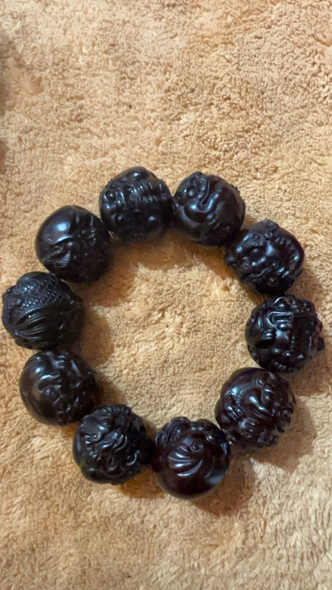 印度小叶紫檀老料，龙生九子2.5单圈手串