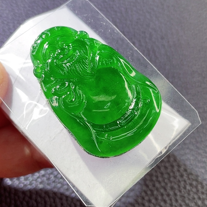 定制翡翠未镶嵌翡翠