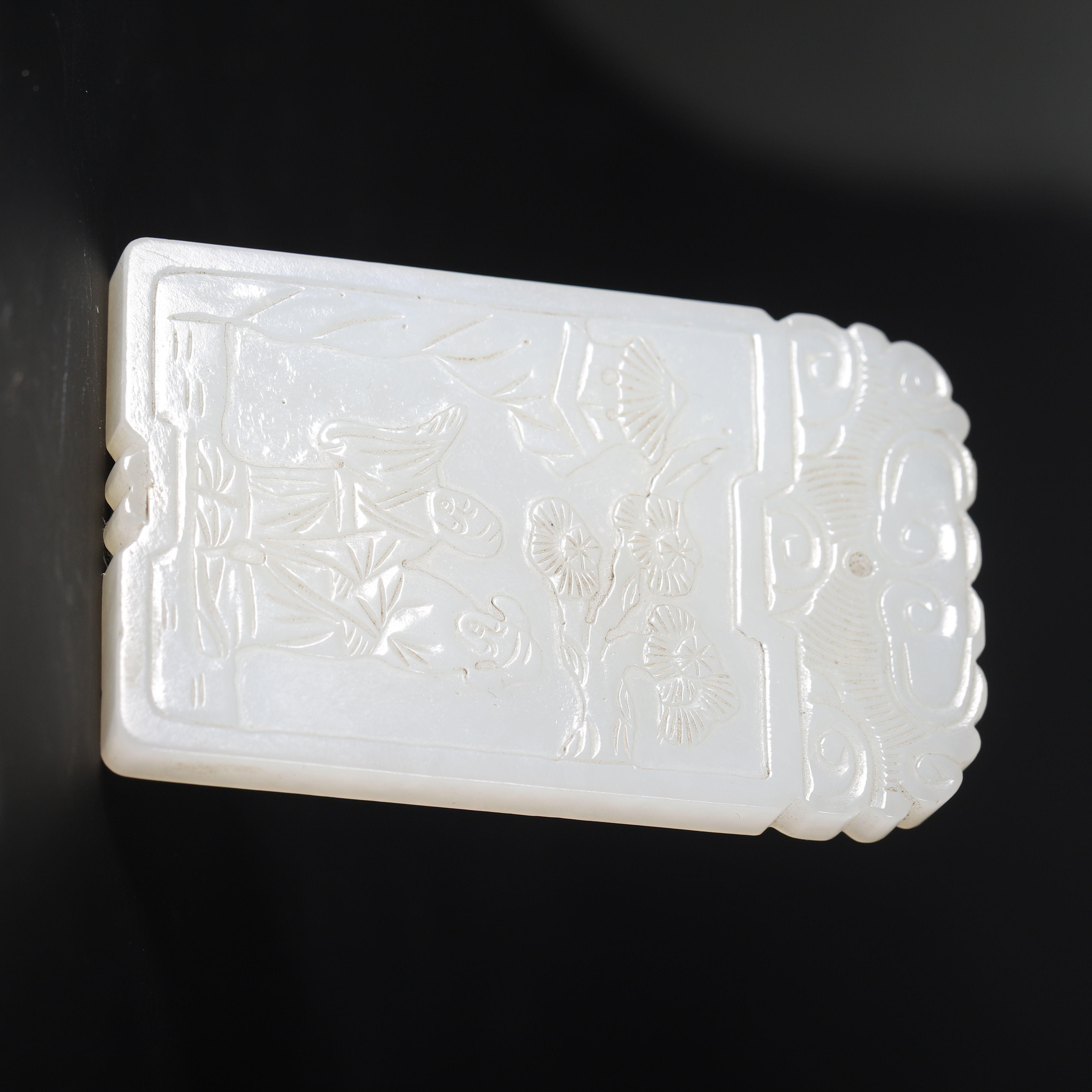 Lot14 清代和田玉人物禄寿牌