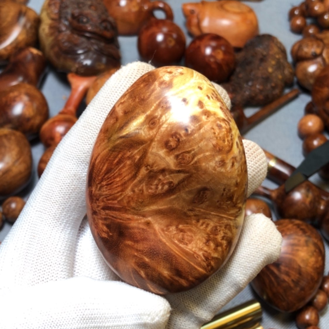 【闪购商品】木麻梨疙瘩火琉璃手把件