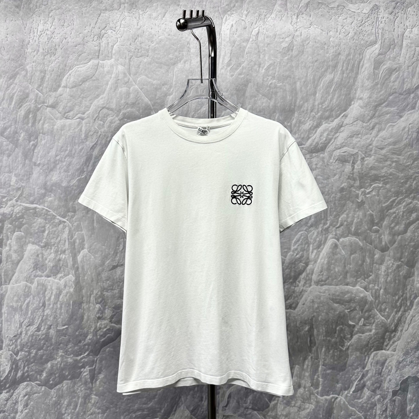 95新 LOEWE/罗意威 刺绣logo短袖 S码 P00513