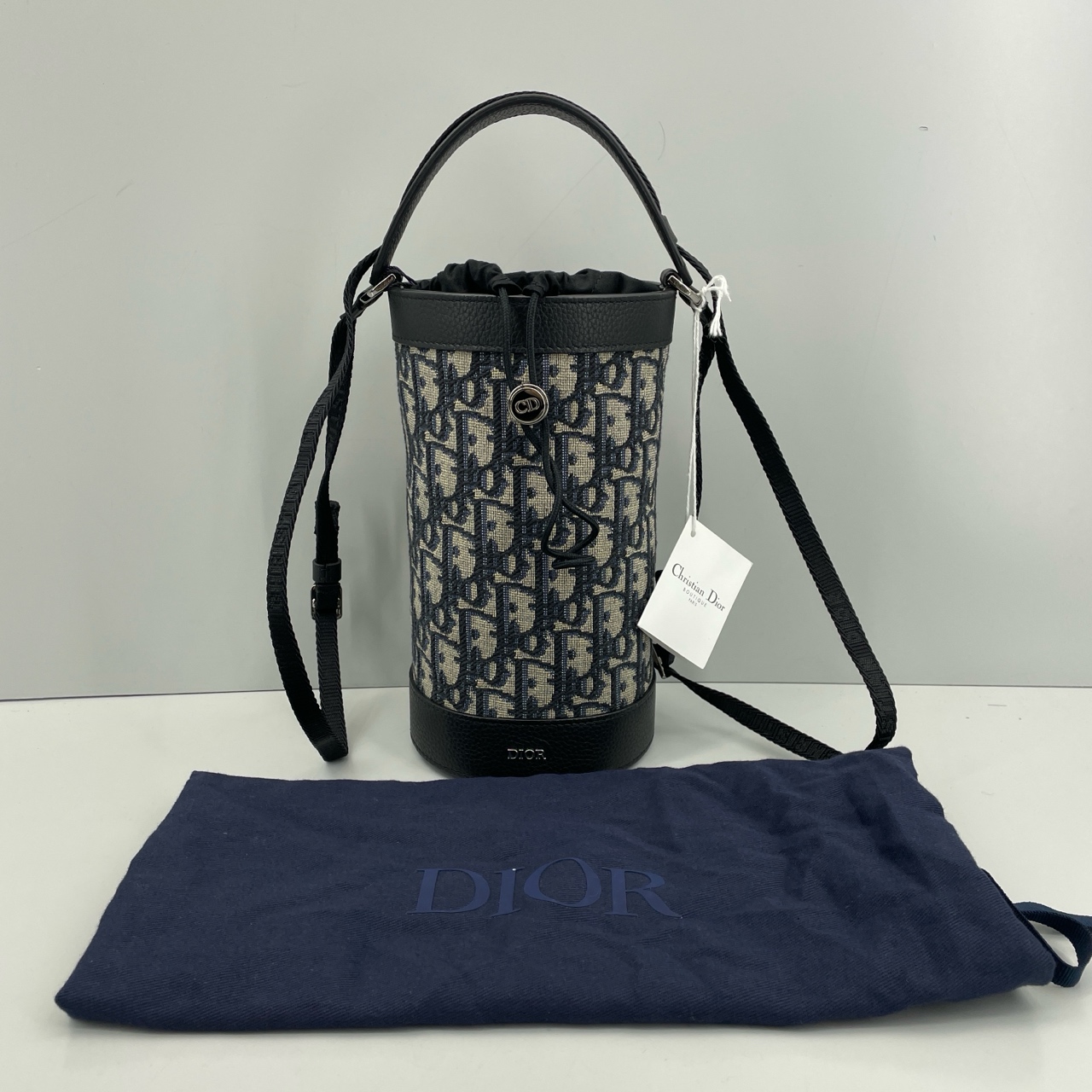 95新 DIOR/迪奥 优选/蓝色老花圆筒水壶包年份22年20x10x10Z03097