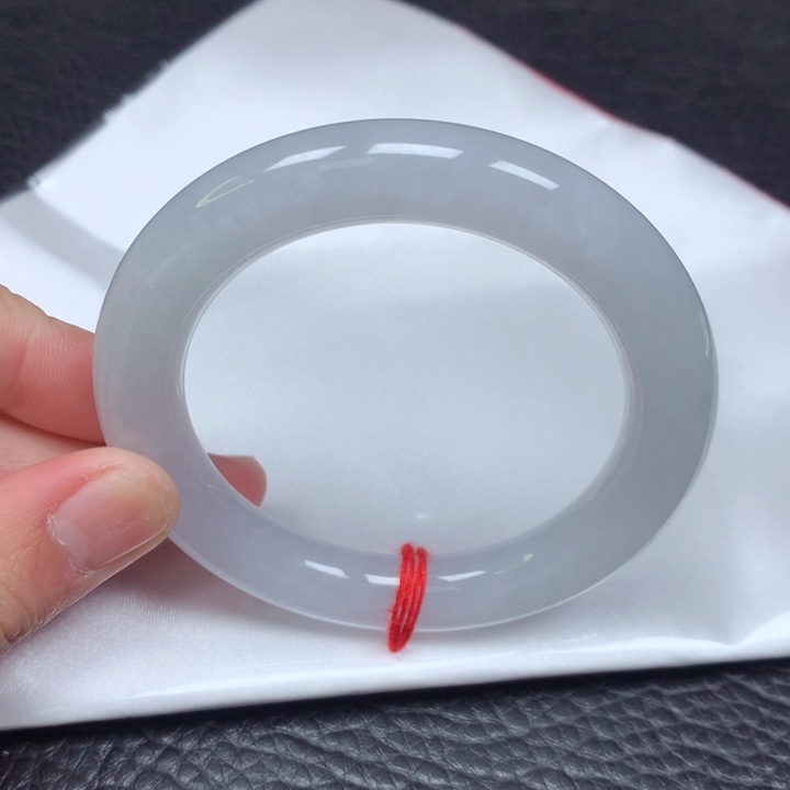 翡翠手镯（圆镯）未镶嵌