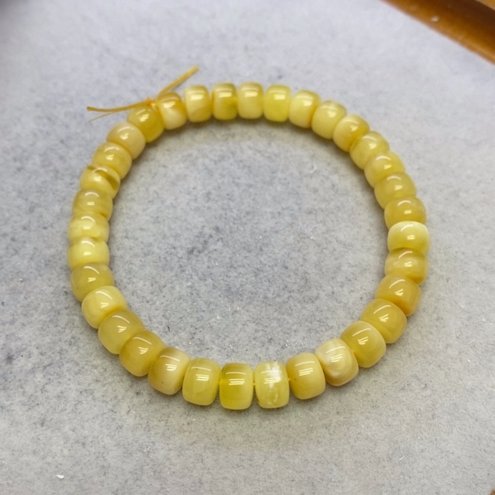 蜜蜡裸石未镶嵌手串
