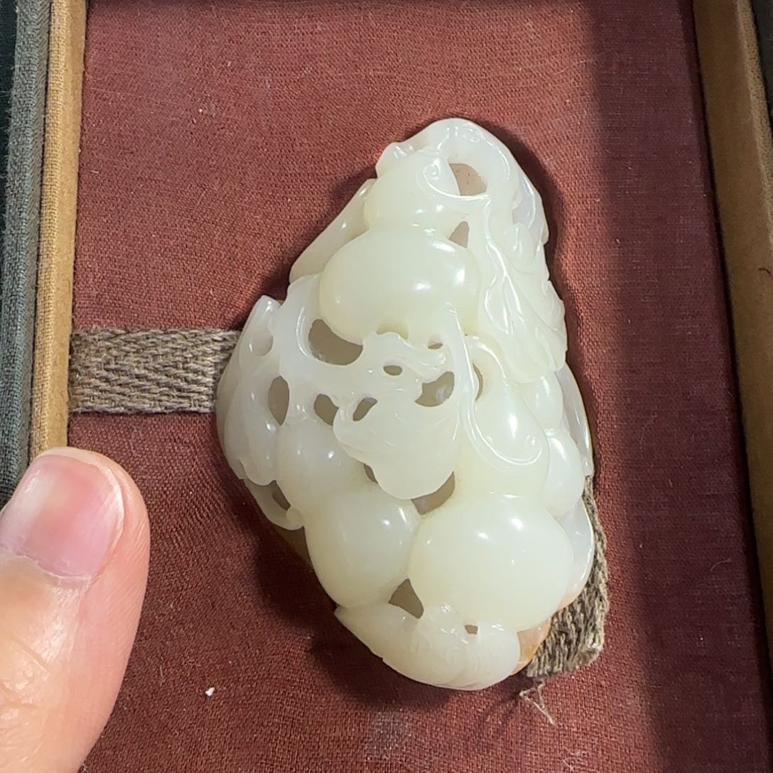 和田玉挂件未镶嵌