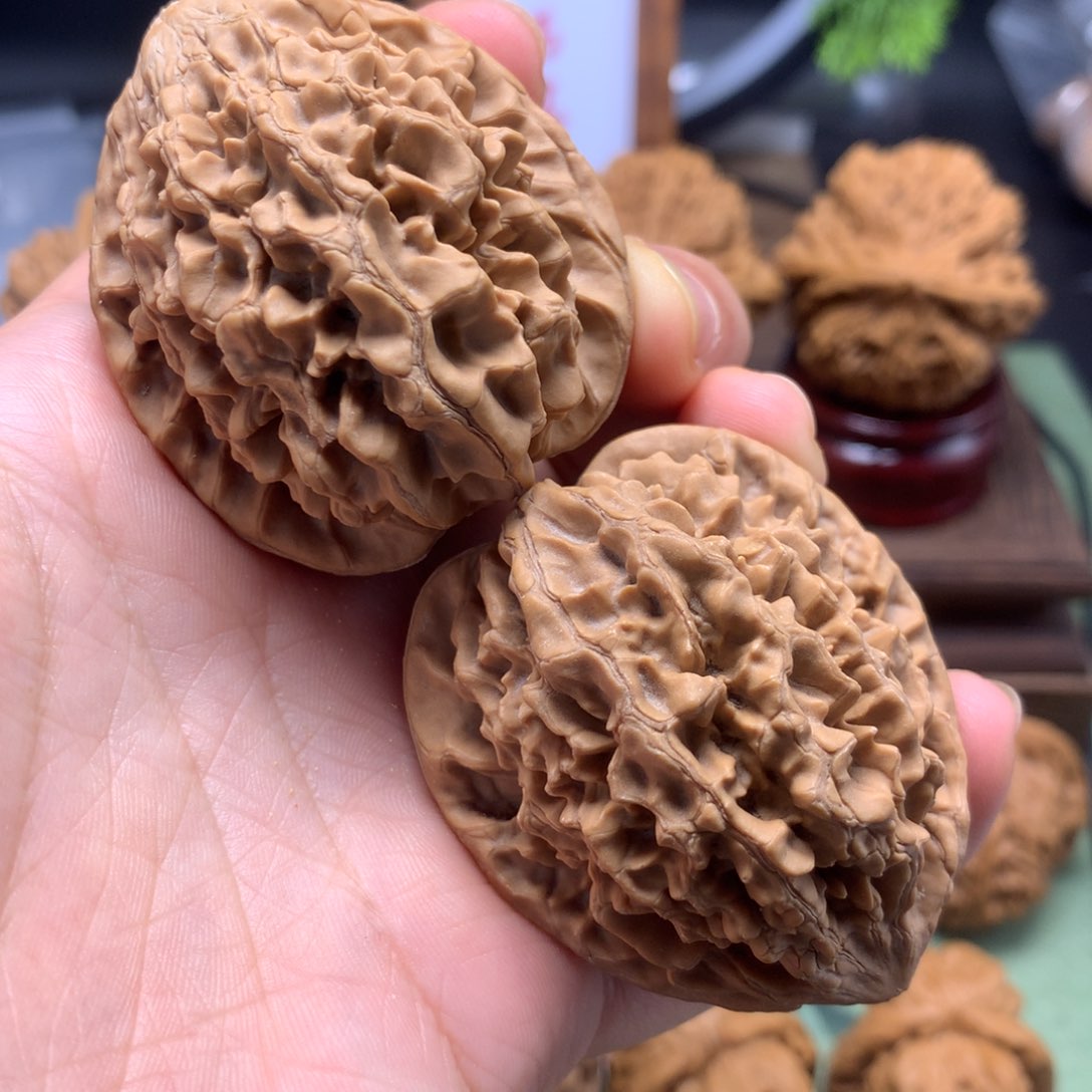 文玩核桃吊坠43招财鼠