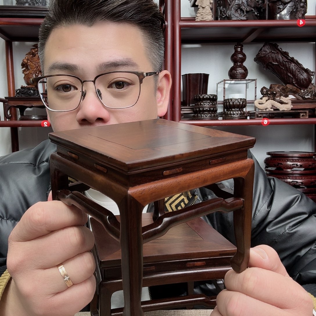 大红酸枝工艺品底座