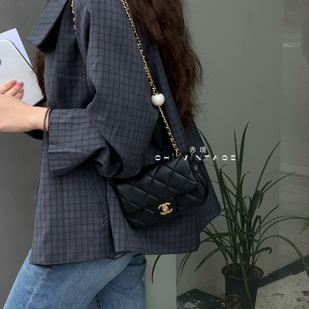 99新 Chanel/香奈儿 0340 黑金汤圆珍珠大mini斜挎包芯片款