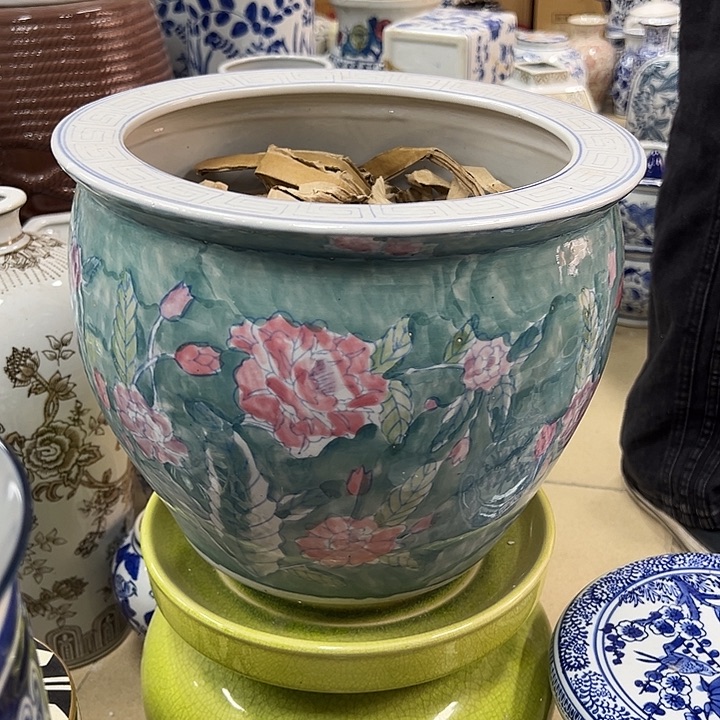 瓷片微瑕。。。。。。。。。。