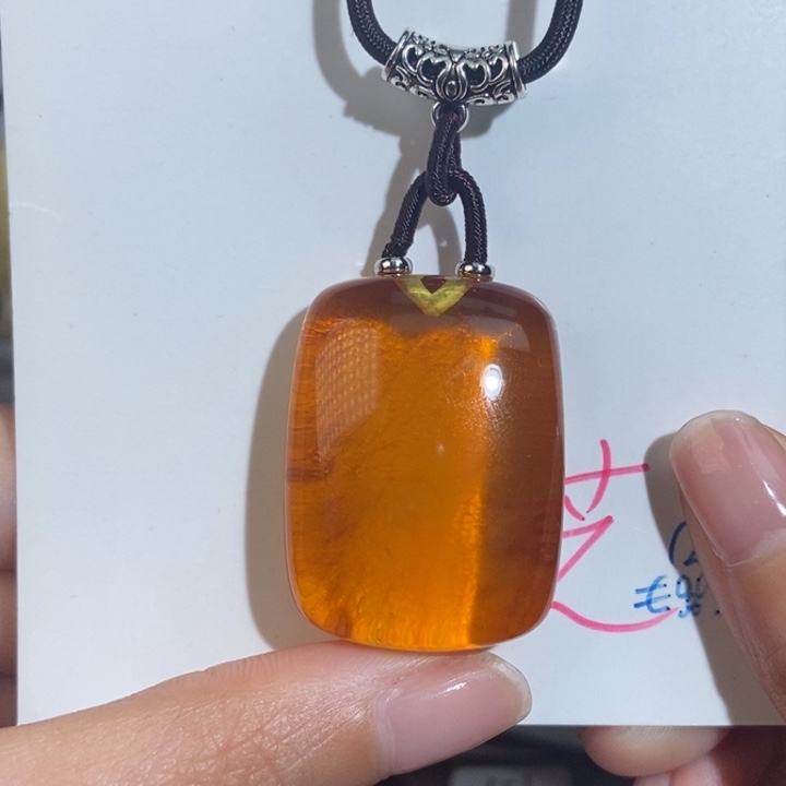 定制琥珀未镶嵌琥珀
