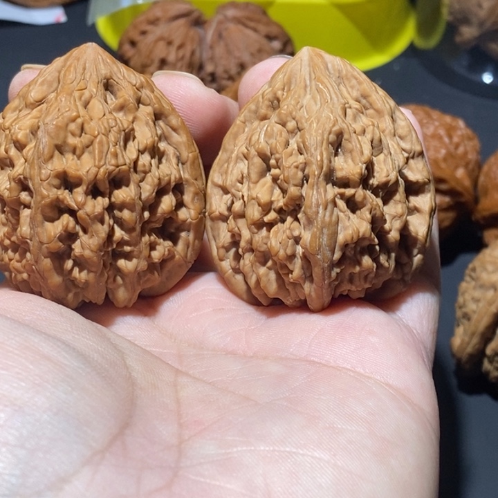 文玩核桃吊坠蓟县虎头王42