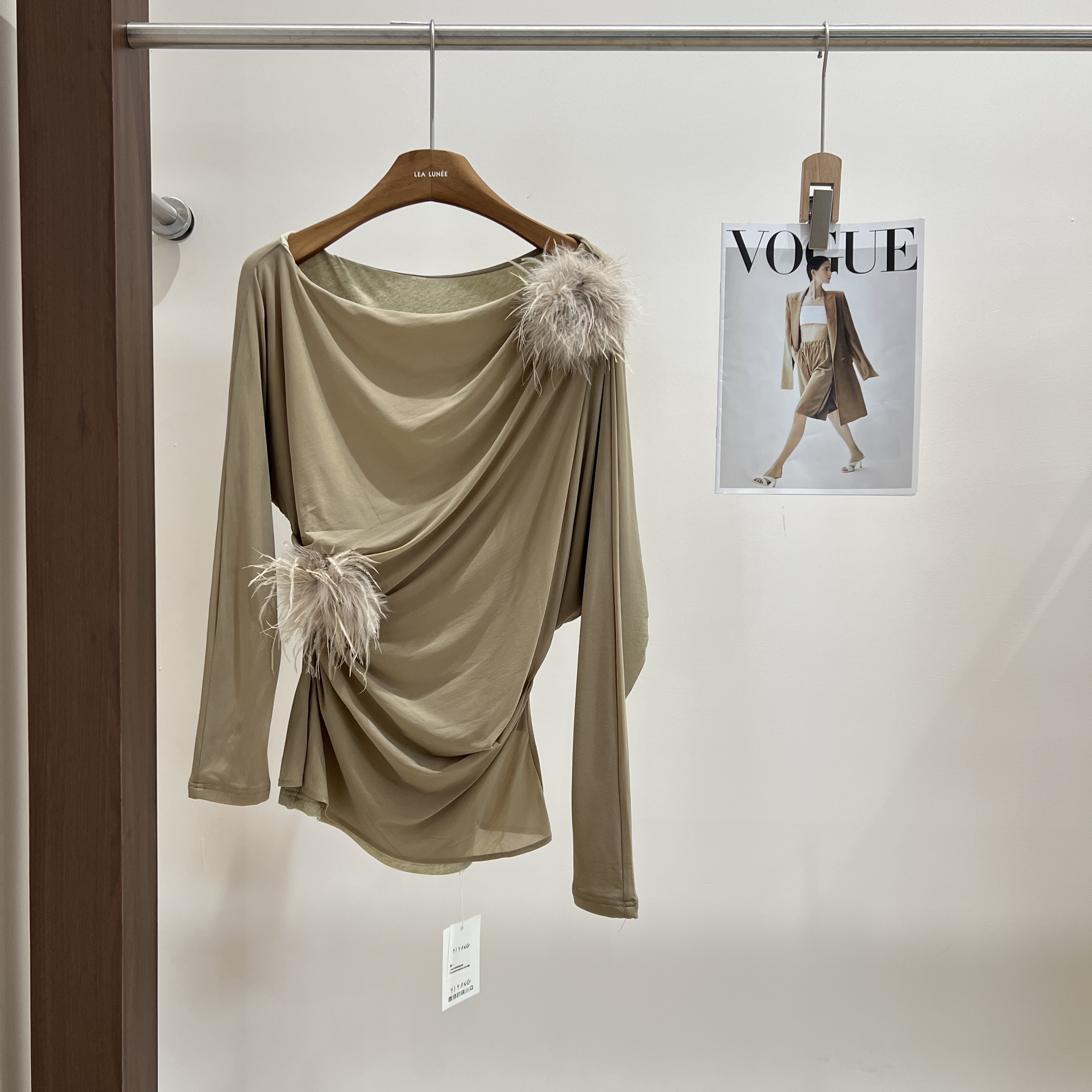 ZZ夏季长袖女士初秋修身打底T恤套装轻奢常规款宽松X269