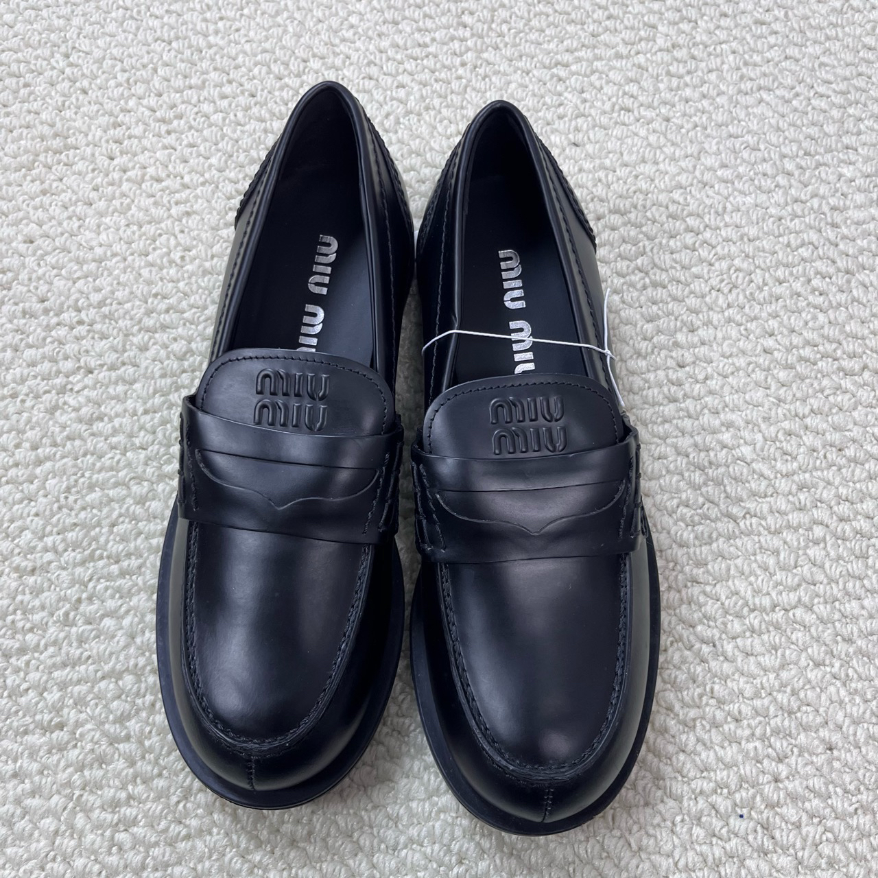 99新 MIU MIU/缪缪 MiuMiu 黑色 乐福鞋 99新 35码 A6100