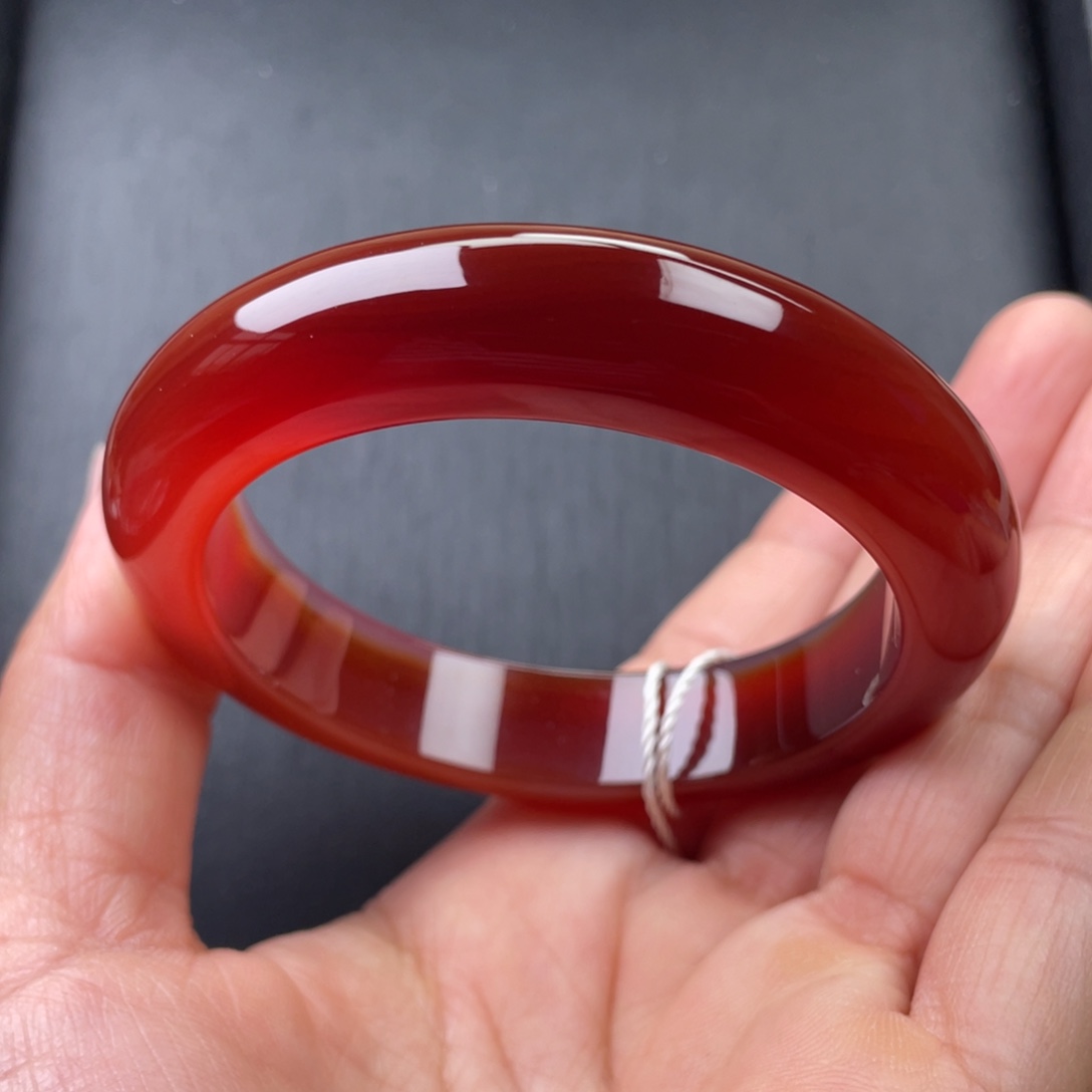 玛瑙/玉髓手镯未镶嵌56圈口