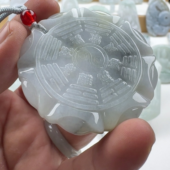 翡翠未镶嵌颈饰天然缅甸A货翡翠