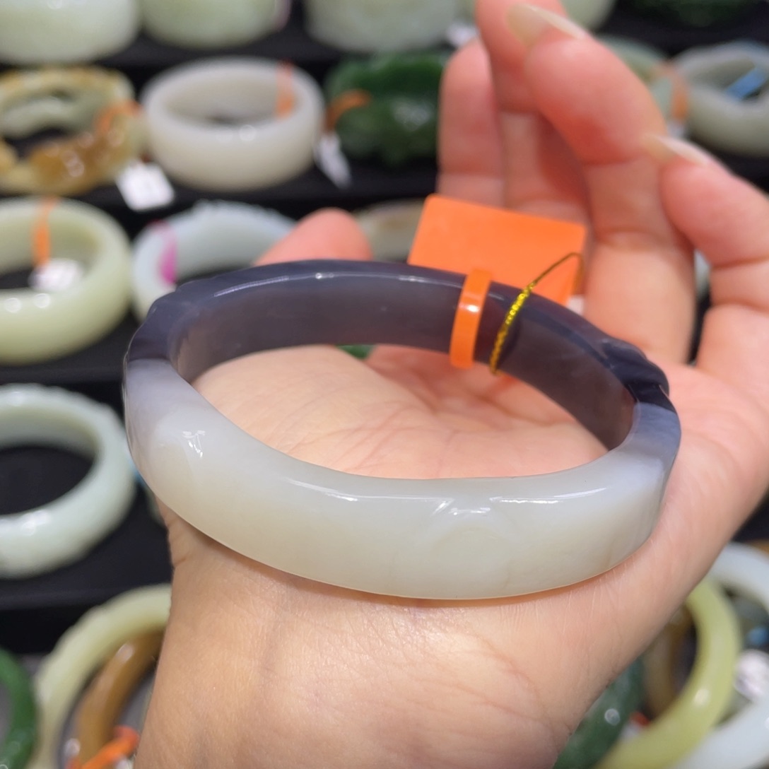 未镶嵌手镯和田玉69