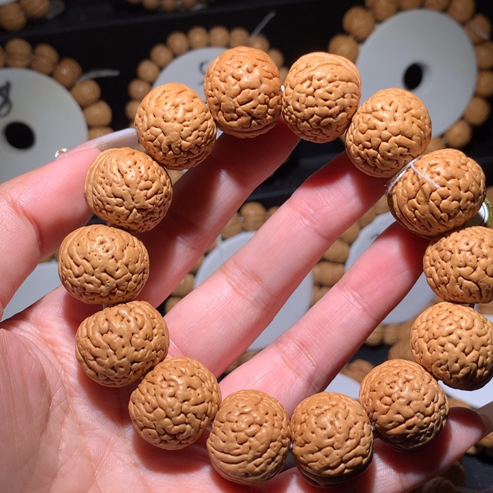 桃核手串老款大肌肉