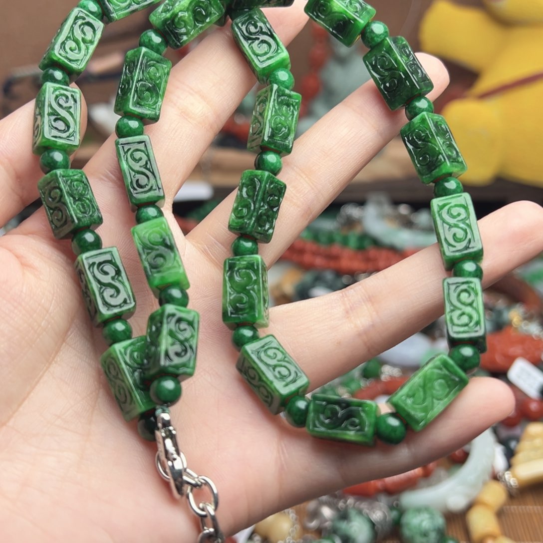 涵***翡翠未镶嵌颈饰吊坠599