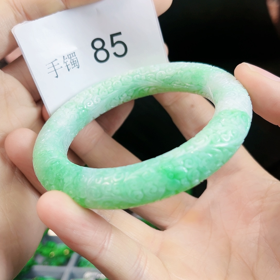 翡翠手镯未镶嵌手镯58.8