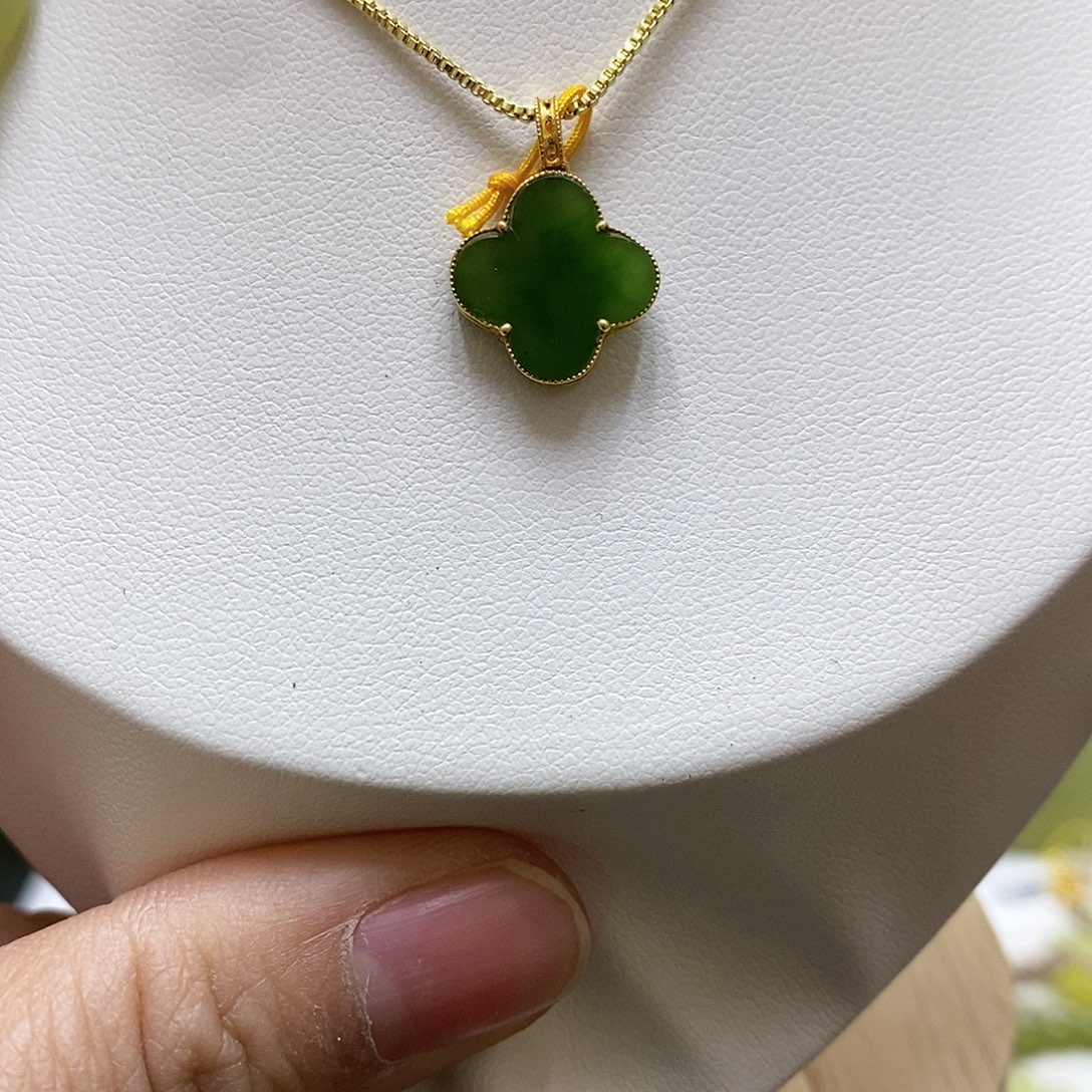 和田玉18K金镶嵌颈饰