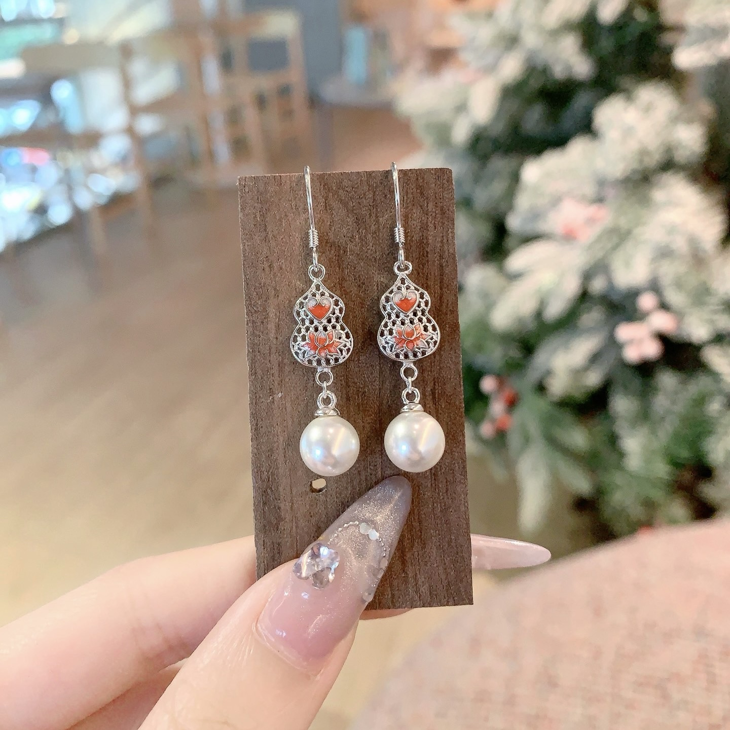 925银合成锆石耳饰 S925银葫芦珠珠耳环H083