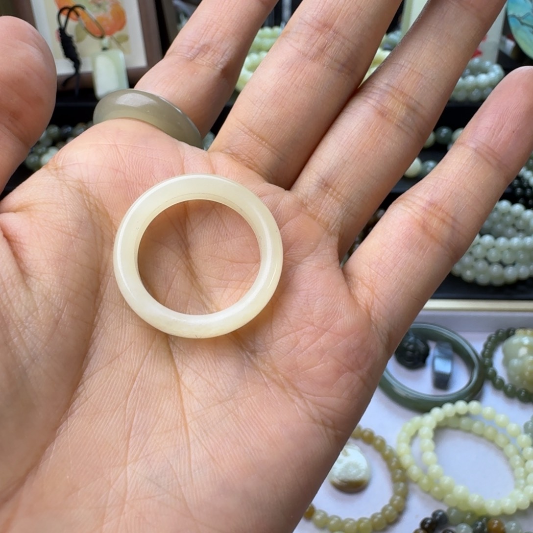 和田玉（黄玉）未镶嵌戒指