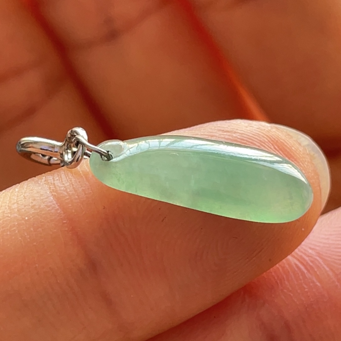 翡翠颈饰银S925镶嵌瓜