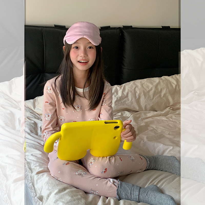 西西家女童2025秋新款舒适家居服套装儿童休闲风睡衣睡裤JJF8822